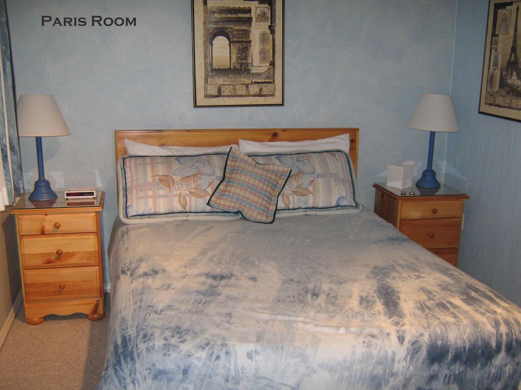 Cedar Heights B&B Cranbrook Oda fotoğraf